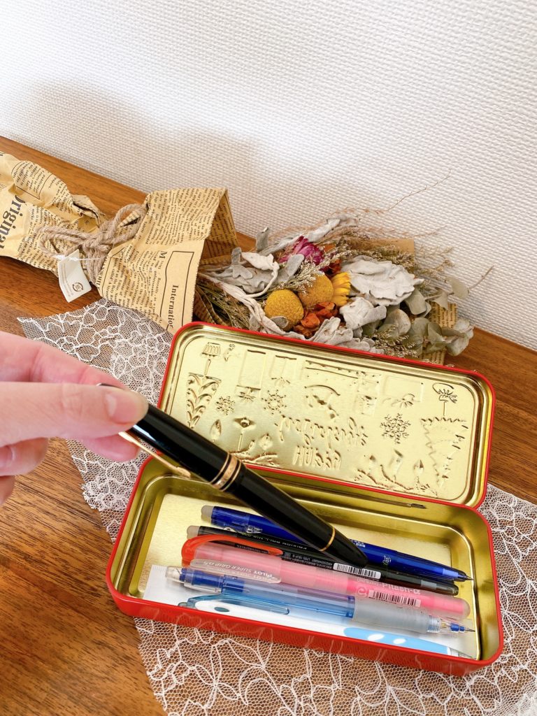 エウレカ アドベントカレンダー クリスマス お菓子