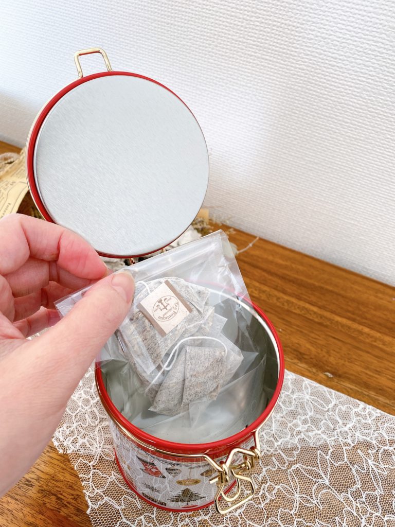 エウレカ アドベントカレンダー クリスマス お菓子