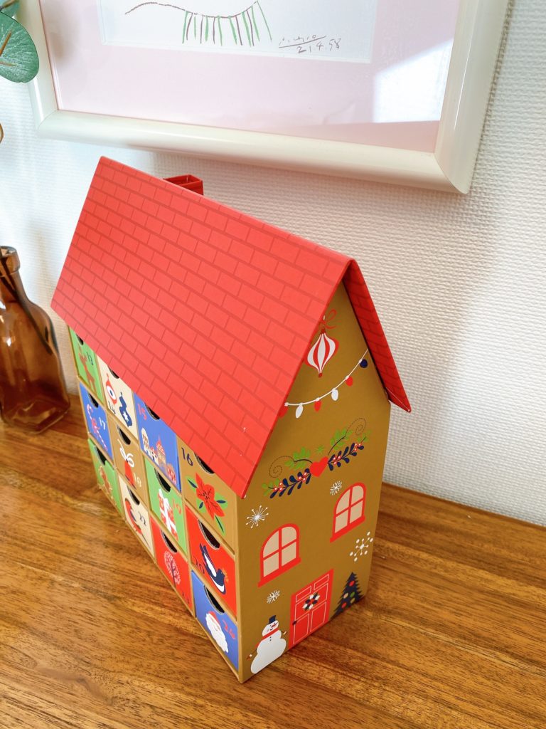 エウレカ アドベントカレンダー ペーパーボックスカレンダー(ハウス)