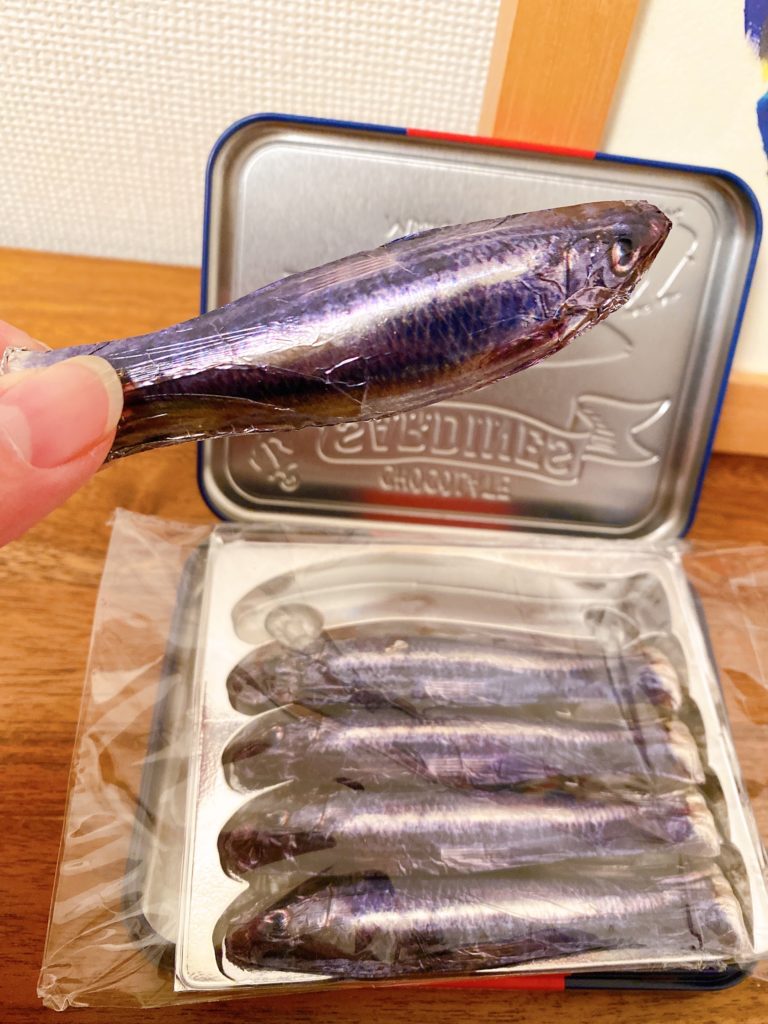 エウレカ　バレンタイン　チョコ　サーディン缶