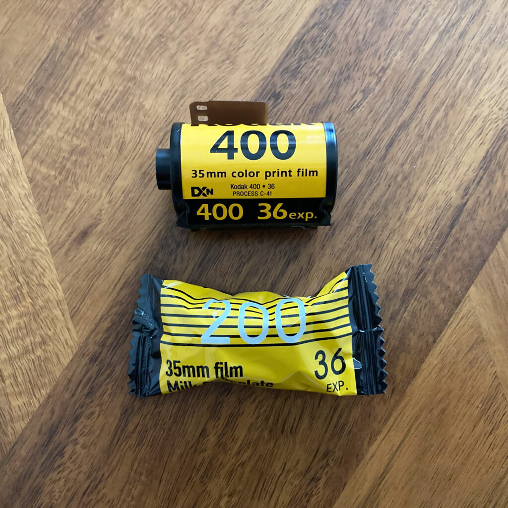 カメラ缶クランチチョコ