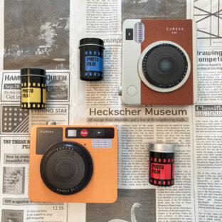 お菓子を食べた後の缶の使い道④　～インスタントカメラ缶にカメラグッズを！～