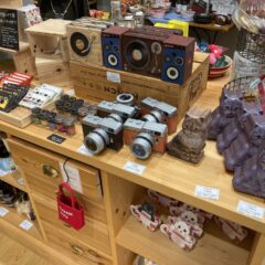 2022年カメラ缶販売中！取扱店のお知らせ～バレンタインチョコにいかがですか？