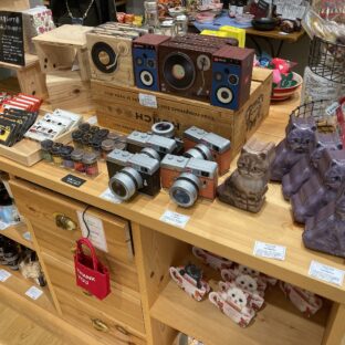 2022年カメラ缶販売中！取扱店のお知らせ～バレンタインチョコにいかがですか？